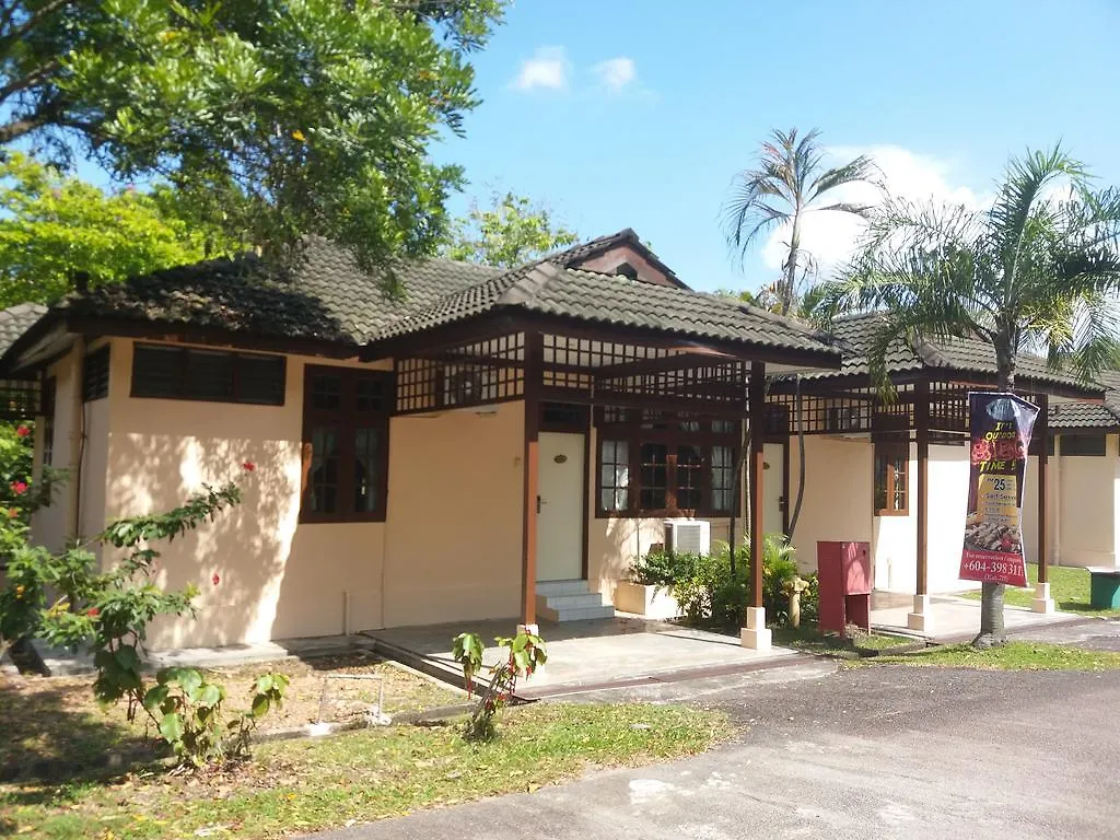 Safira Country Club Villa Butterworth 3*, Perai